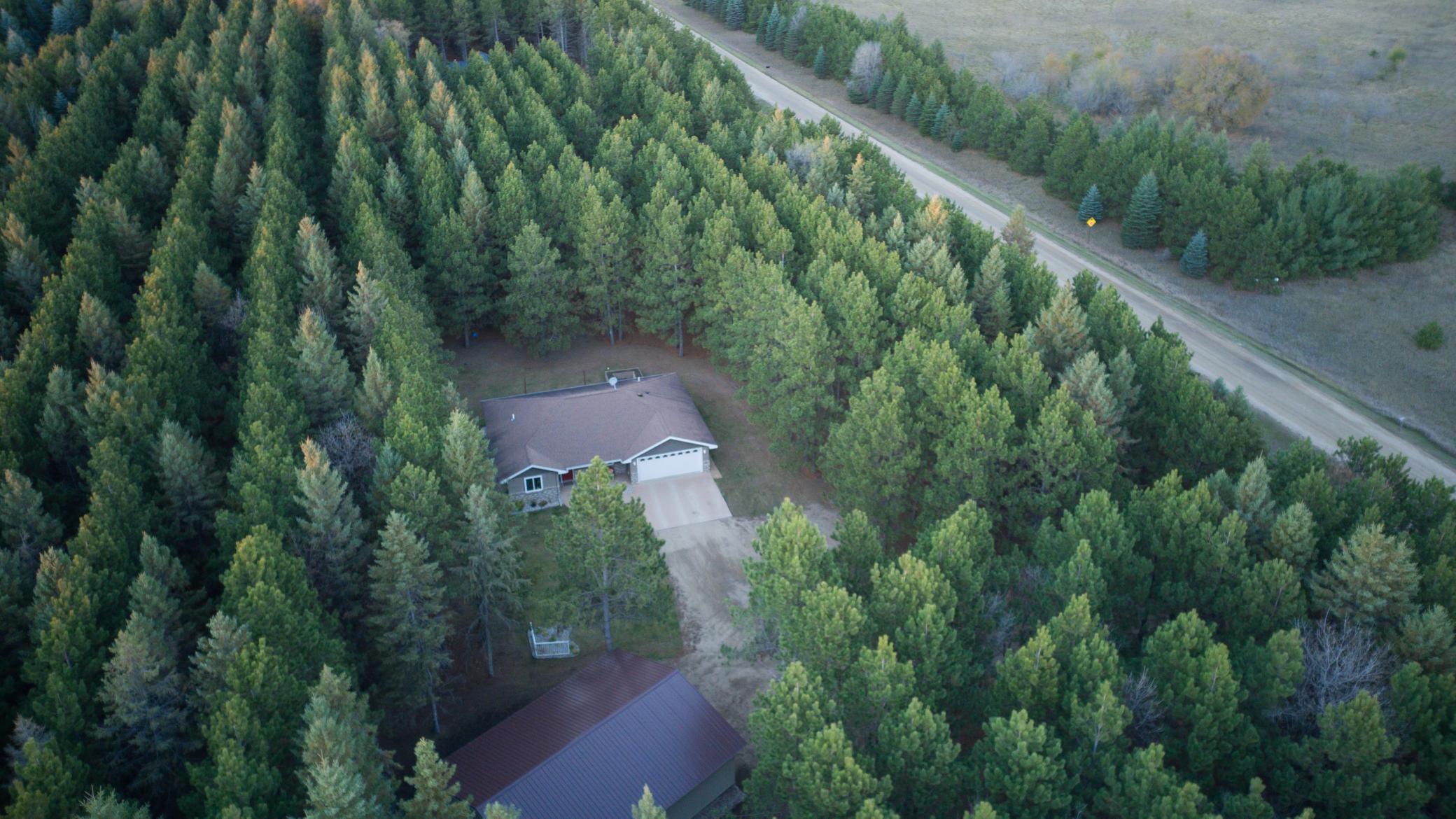 36915 Oak Point Drive