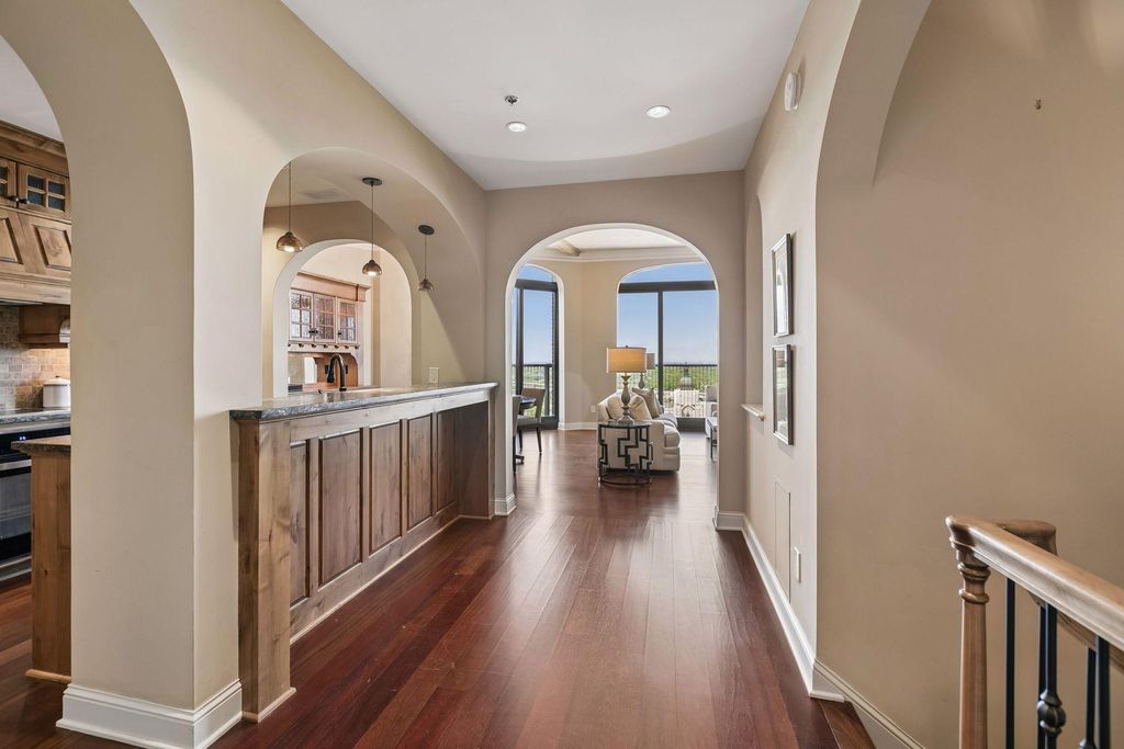 Photo of 1201 Yale Place #2303, Minneapolis, MN 55403 (MLS # 7077442)