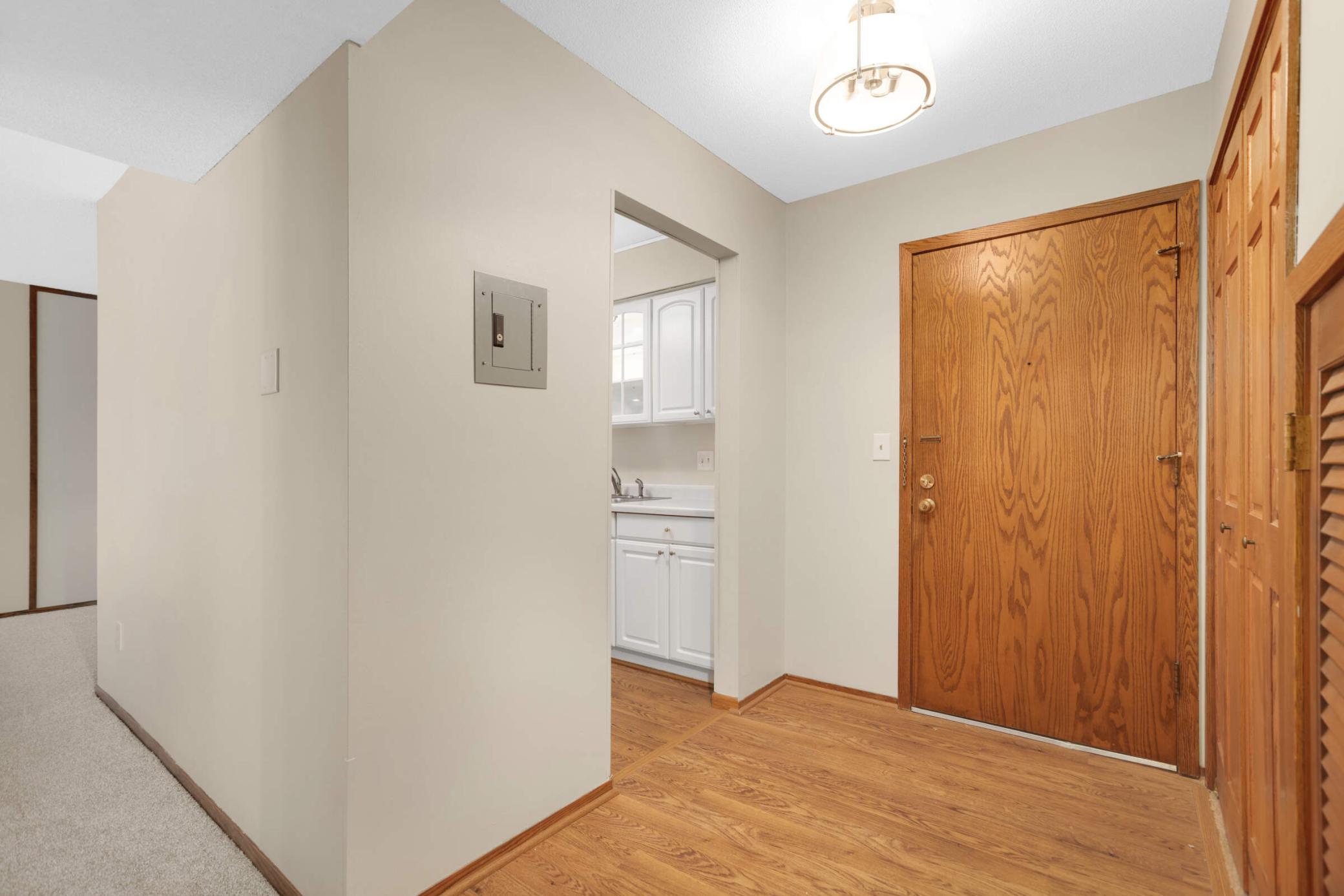 2210 Midland Grove Road 306