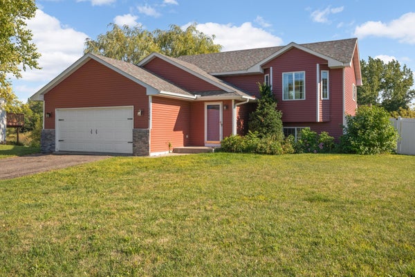 2306 MAPLE LN, BUFFALO, MN 55313 - Image 0914655fdf4e95a48e2be237fc65bfe5/3446159242