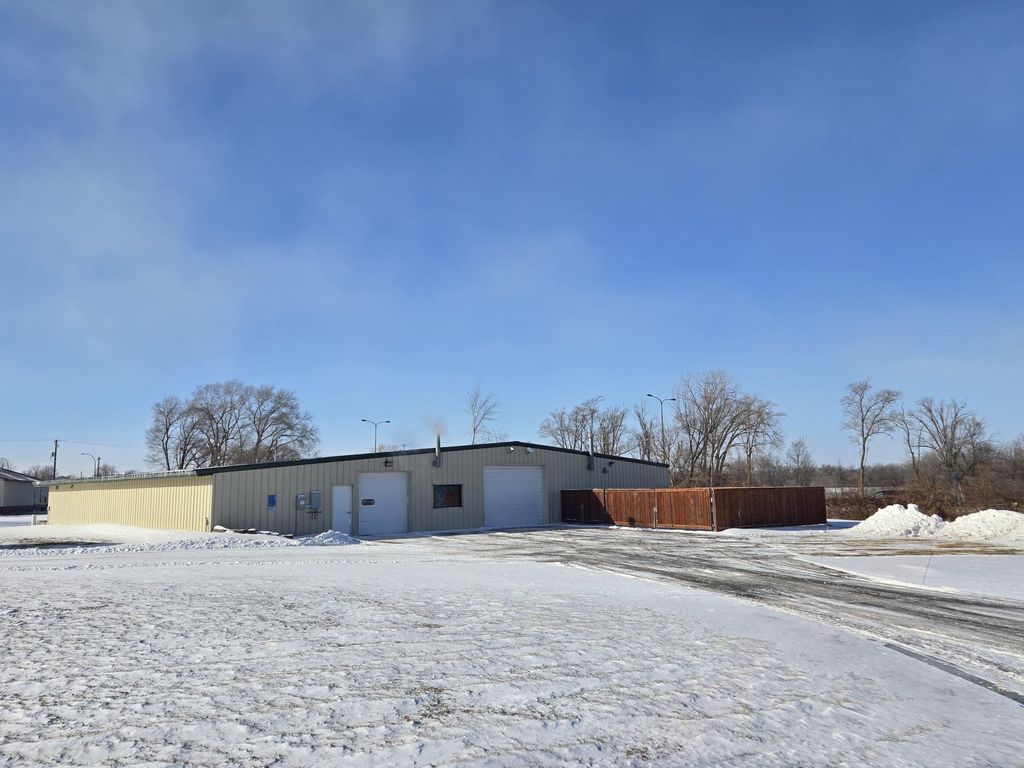 Photo of 3505 Highway 60 W, Faribault, MN 55021 (MLS # 7012354)