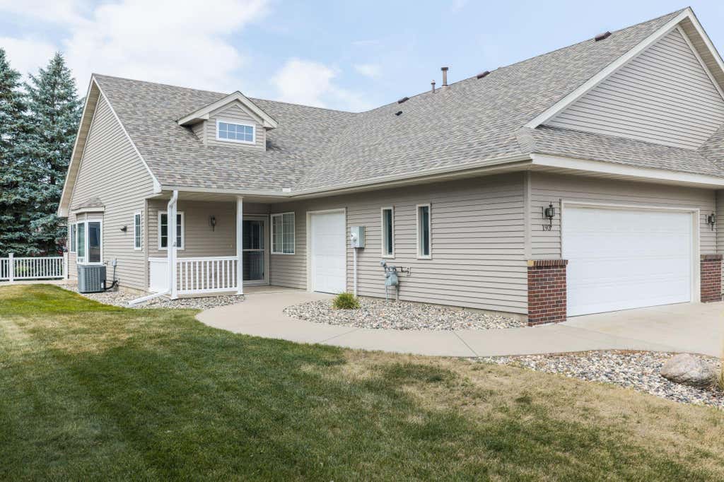 Photo of 193 Goldfinch Lane, Clearwater, MN 55320 (MLS # 7123262)