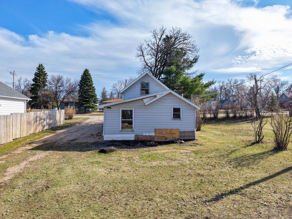 Photo of 418 Main Street E, Detroit Lakes, MN 56501 (MLS # 7056654)
