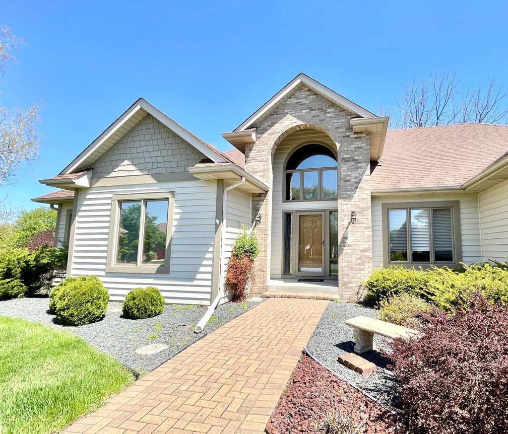 Photo of 640 S Park Court, Hastings, MN 55033 (MLS # 7070602)