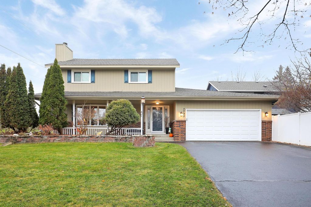 Photo of 7790 Carnelian Lane, Eden Prairie, MN 55346 (MLS # 6815337)