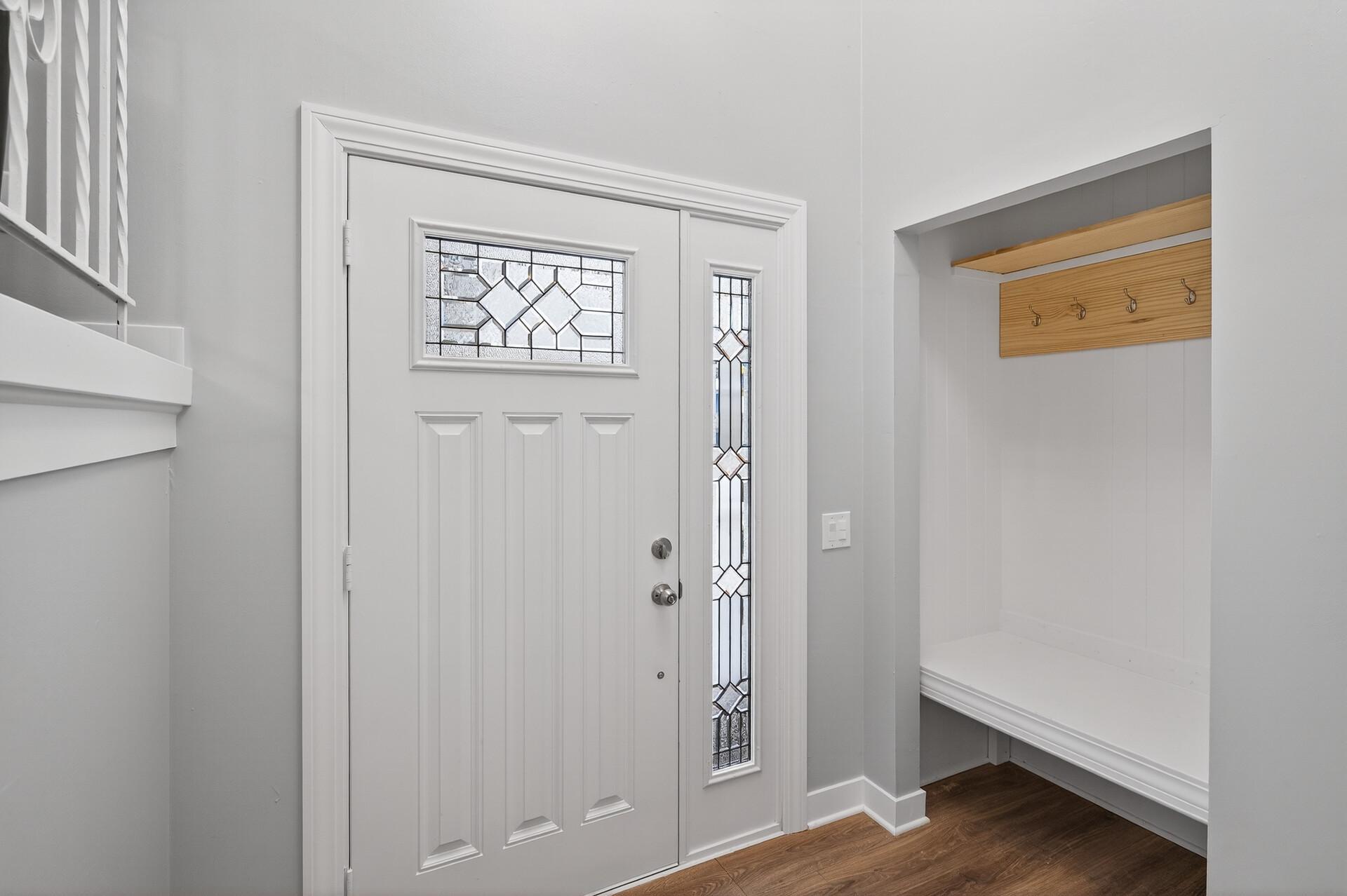 6608 Edgemont Boulevard N