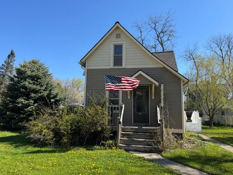 Photo of 604 W Main Street, Marshall, MN 56258 (MLS # 7068289)