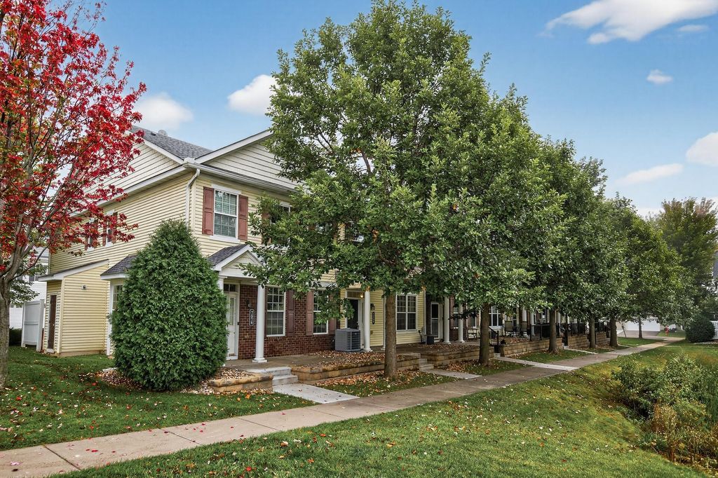 Photo of 7580 Lower 11th Street N, Oakdale, MN 55128 (MLS # 7049511)