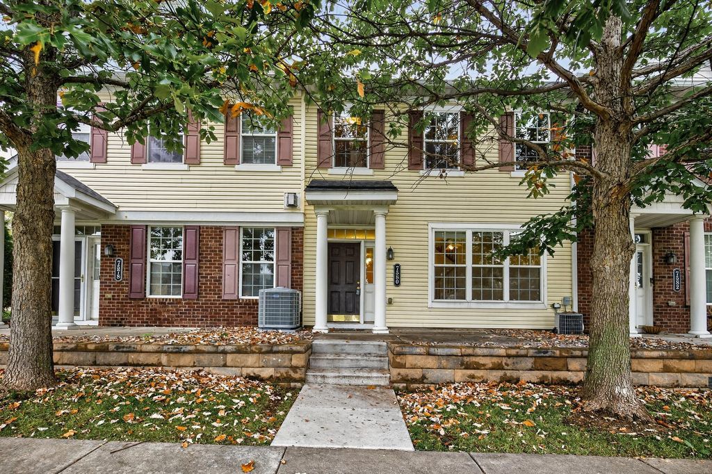 Photo of 7580 Lower 11th Street N, Oakdale, MN 55128 (MLS # 7049511)