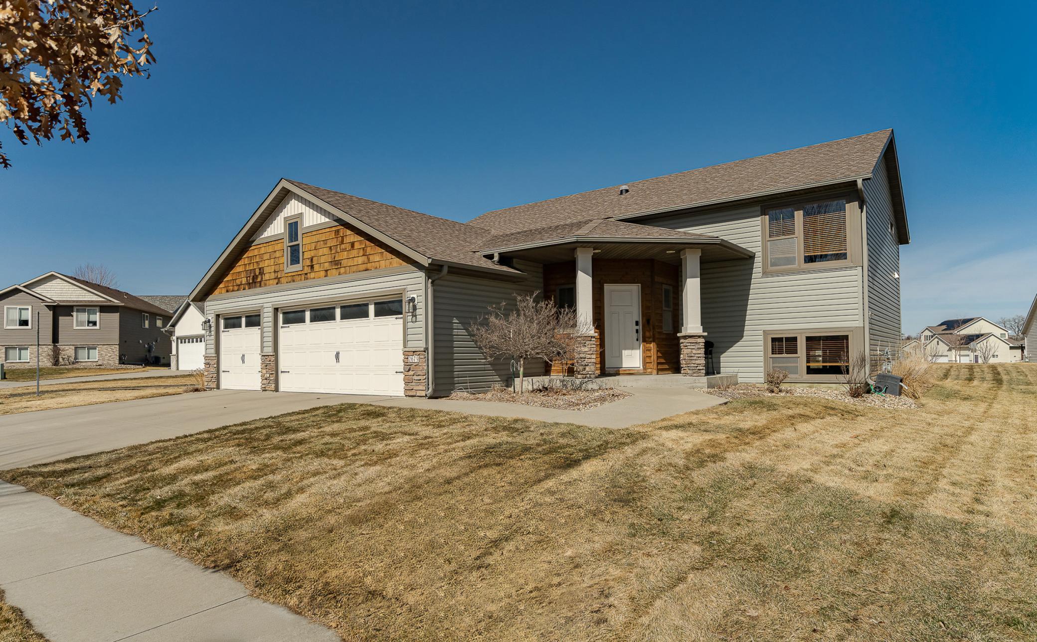 2679 Flagstone Lane NW