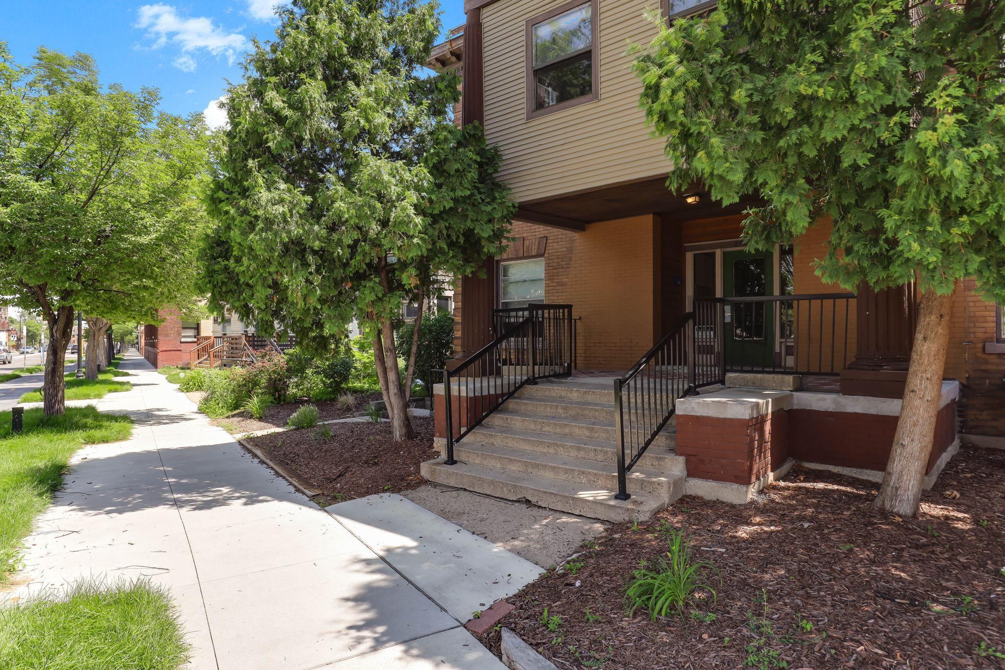 2723 Hennepin Avenue