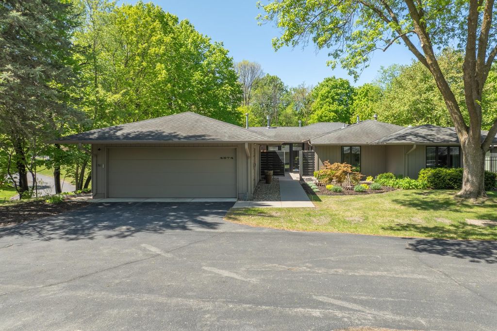 Photo of 4874 Regents Walk, Excelsior, MN 55331 (MLS # 7056885)