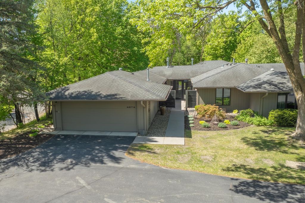 Photo of 4874 Regents Walk, Excelsior, MN 55331 (MLS # 7056885)