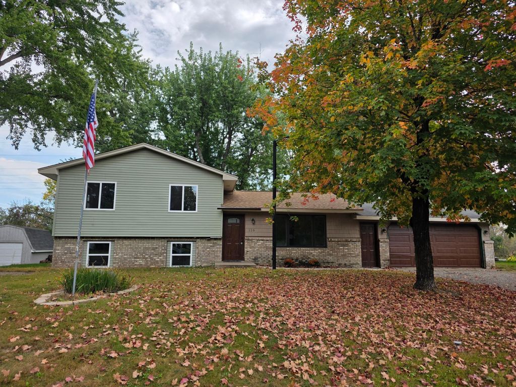 Photo of 116 Marvin Elwood Road, Monticello, MN 55362 (MLS # 6801760)
