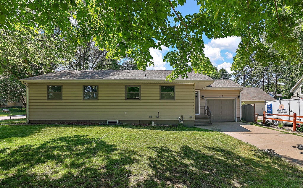 Photo of 417 Central Avenue S, Young America, MN 55397 (MLS # 7098933)
