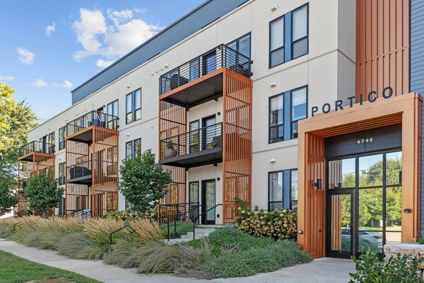 4745 MINNEHAHA AVE UNIT 205, MINNEAPOLIS, MN 55406 - Image 0965c8e1d4664d151e7ec0788ee816ed/608153713