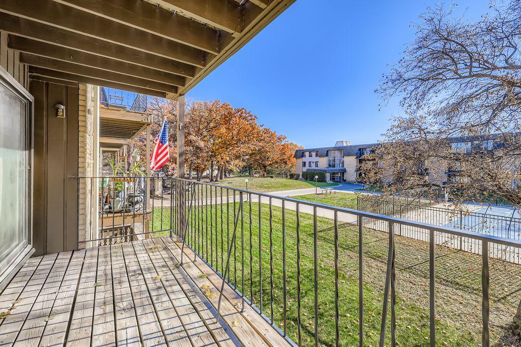 3431 Kent Street 813