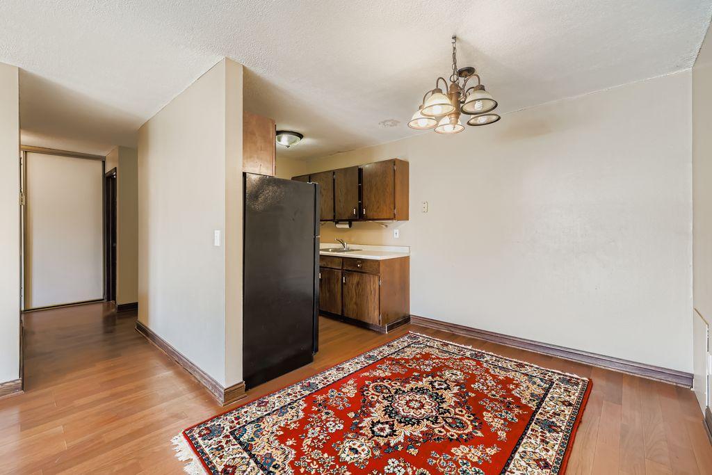 3431 Kent Street 813