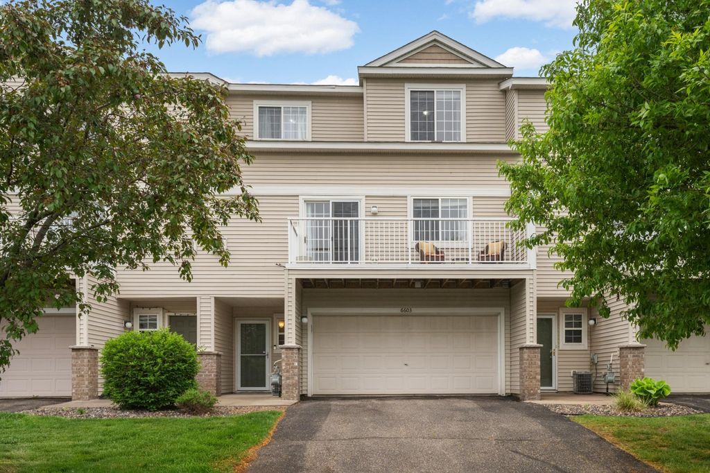 Photo of 6603 Olive Lane N, Maple Grove, MN 55311 (MLS # 7072791)