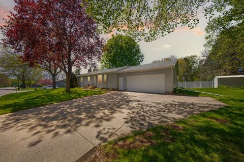 Photo of 20 Mitchell Drive, Faribault, MN 55021 (MLS # 7074040)