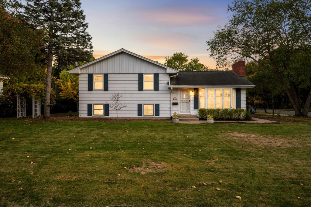 Photo of 4617 W 90th Street, Bloomington, MN 55437 (MLS # 7151904)