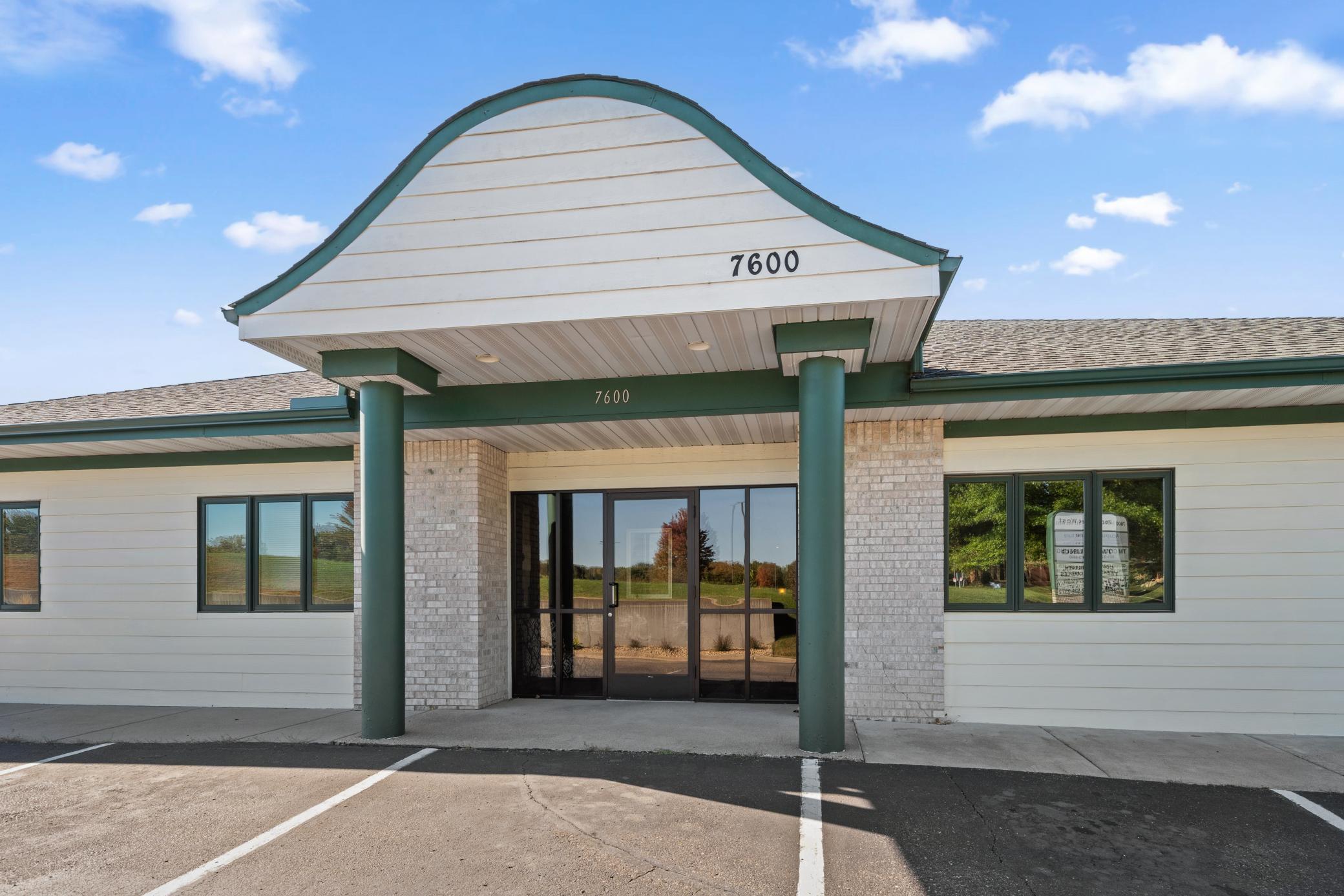 7600 143rd Street W