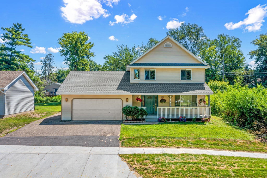 Photo of 1108 Mackubin Street, Saint Paul, MN 55117 (MLS # 7116165)