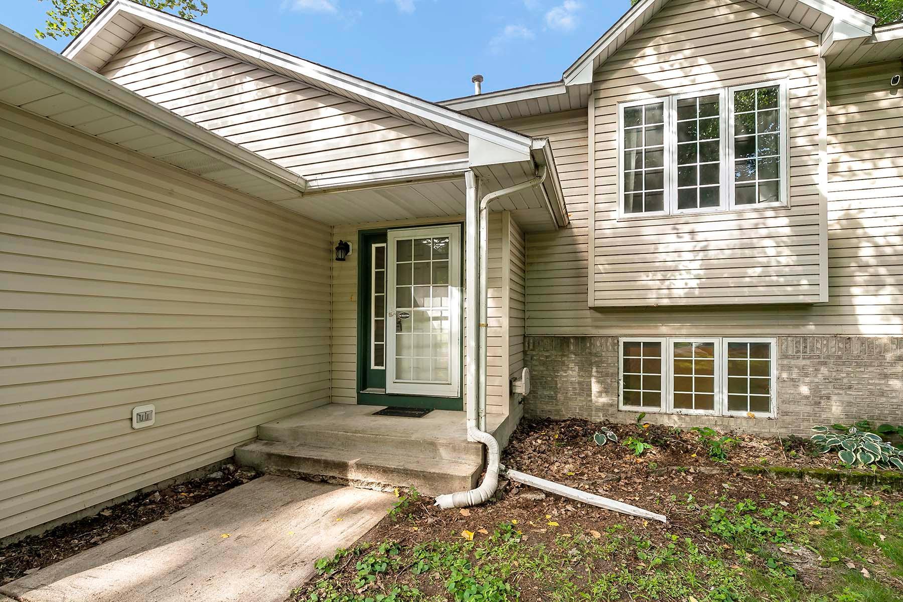 12010 Eagle Street NW