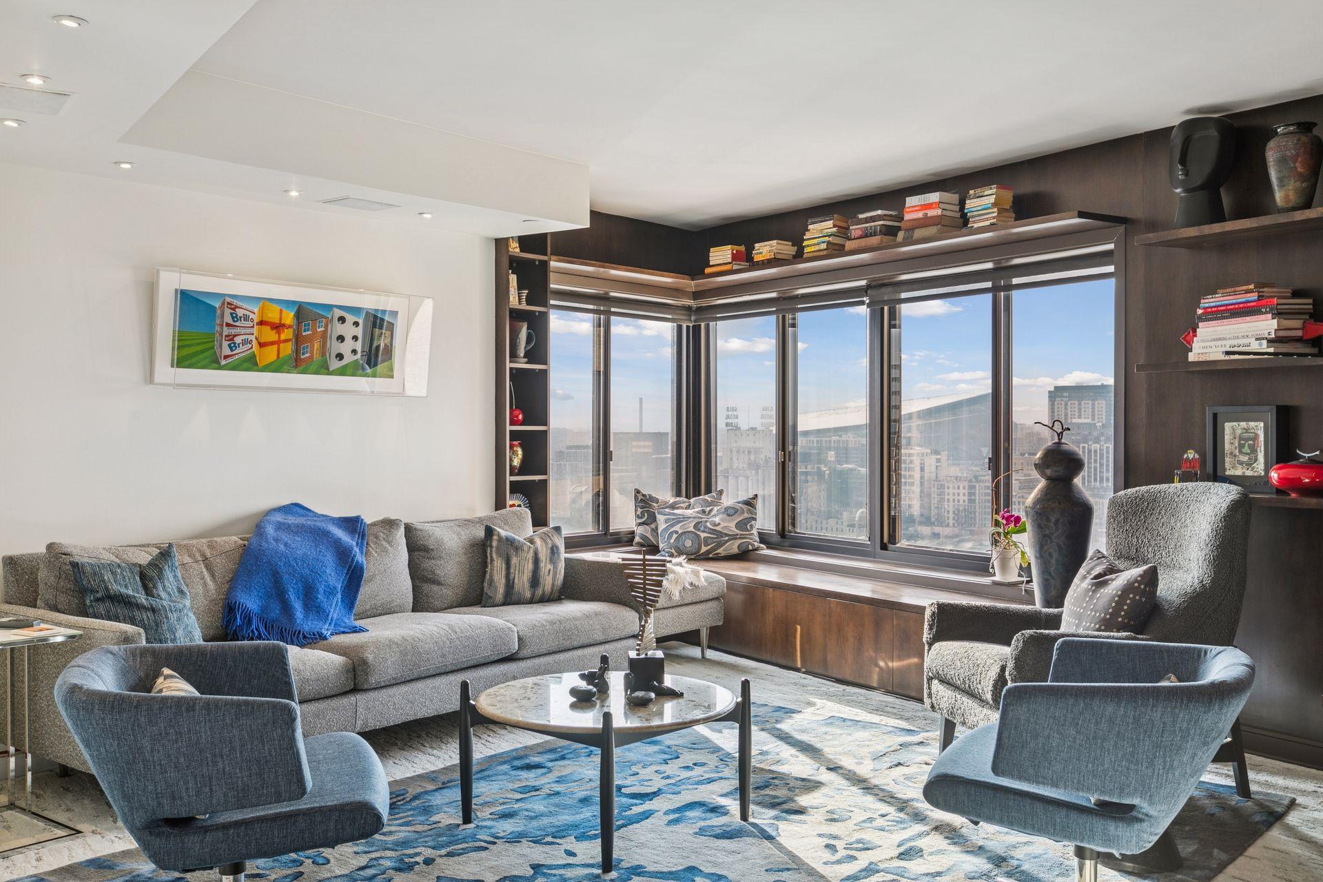 110 Bank Street SE L2001