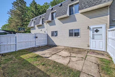 3944 76th Way E Inver Grove Heights MN 55076