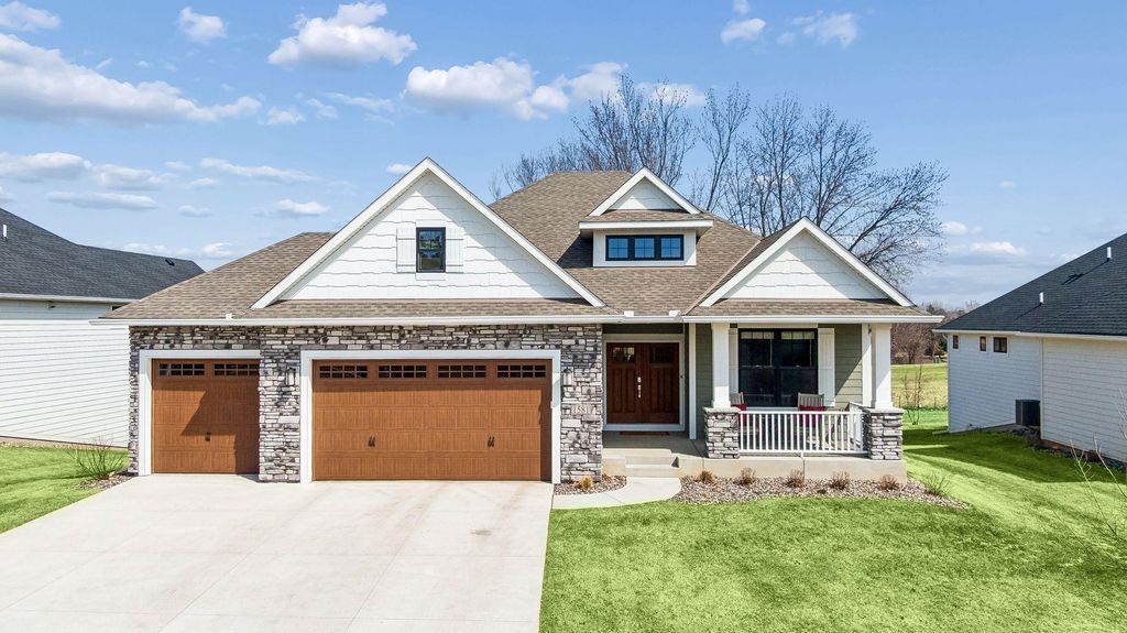 Photo of 1581 Palmer Drive N, Lake Elmo, MN 55042 (MLS # 6786650)