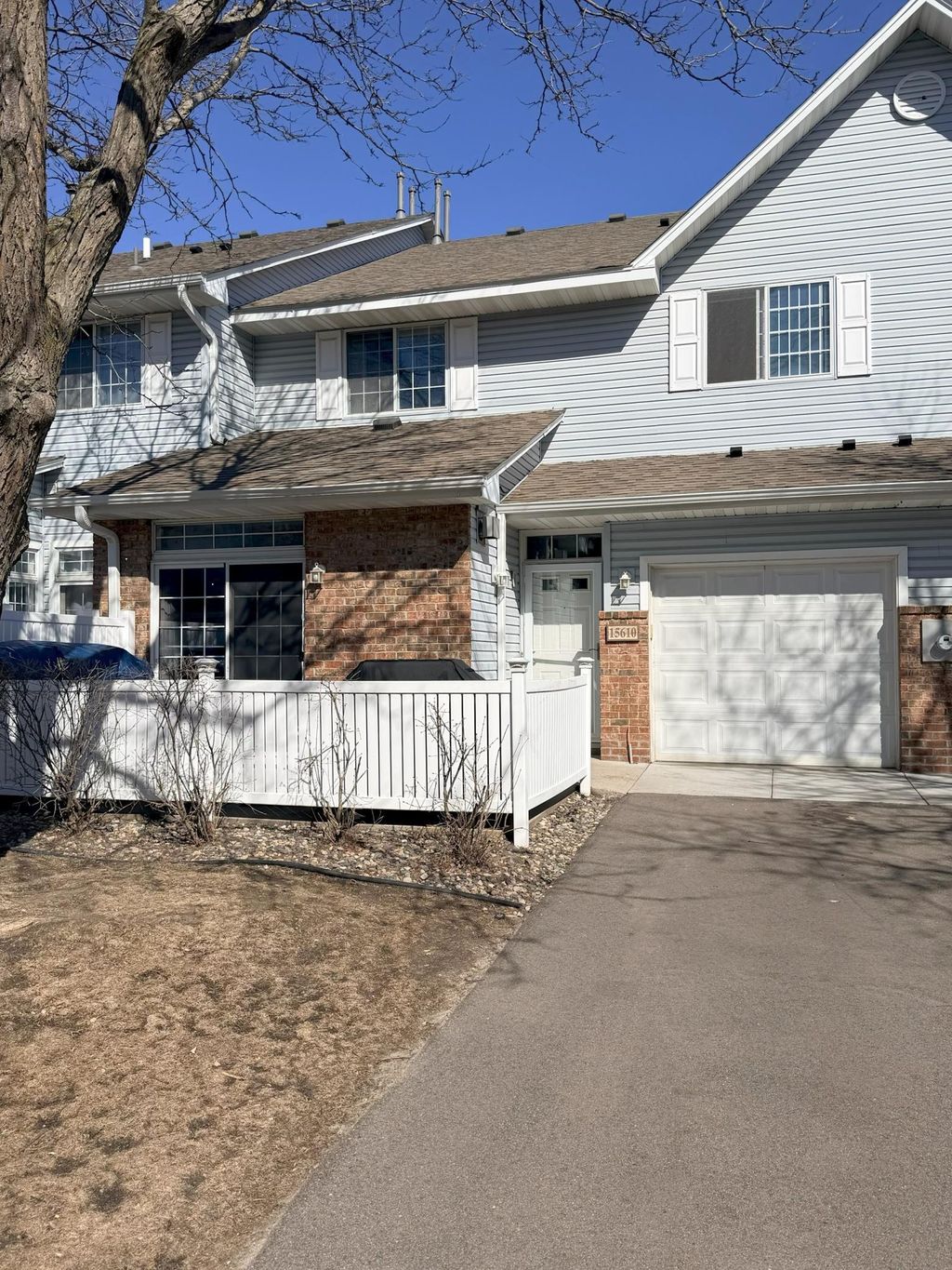 Photo of 15610 Garnet Way, Apple Valley, MN 55124 (MLS # 7045533)