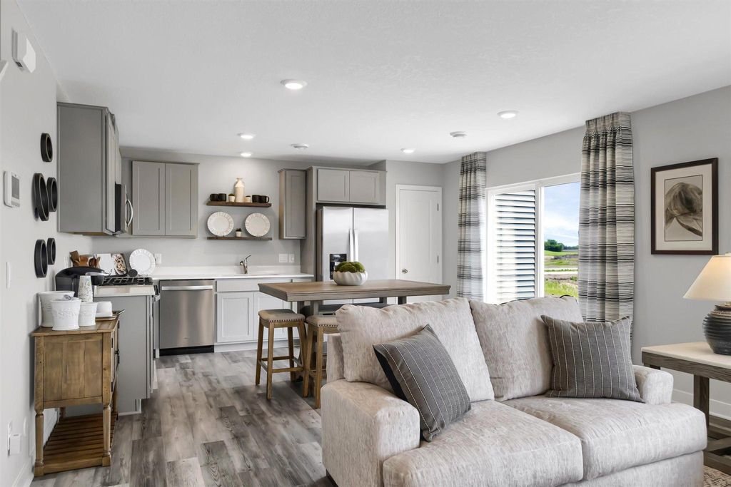 Photo of 2135 Highview Ridge Court, Shakopee, MN 55379 (MLS # 7007640)