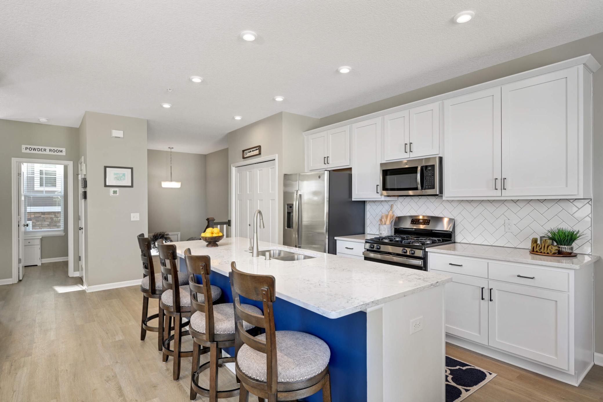 819 Roselyn Drive