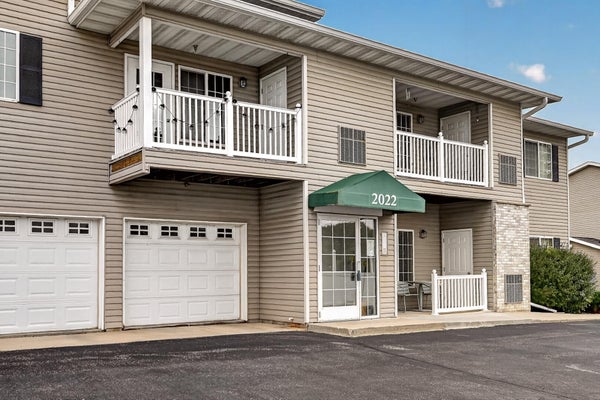 2022 29TH PL NW UNIT 203, ROCHESTER, MN 55901 - Image 09e9b320ffbb7eb4318c297cdc99fcf2/2100811032
