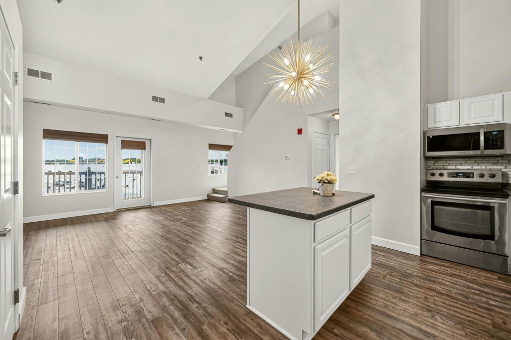Photo of 2022 29th Place NW #203, Rochester, MN 55901 (MLS # 7150154)
