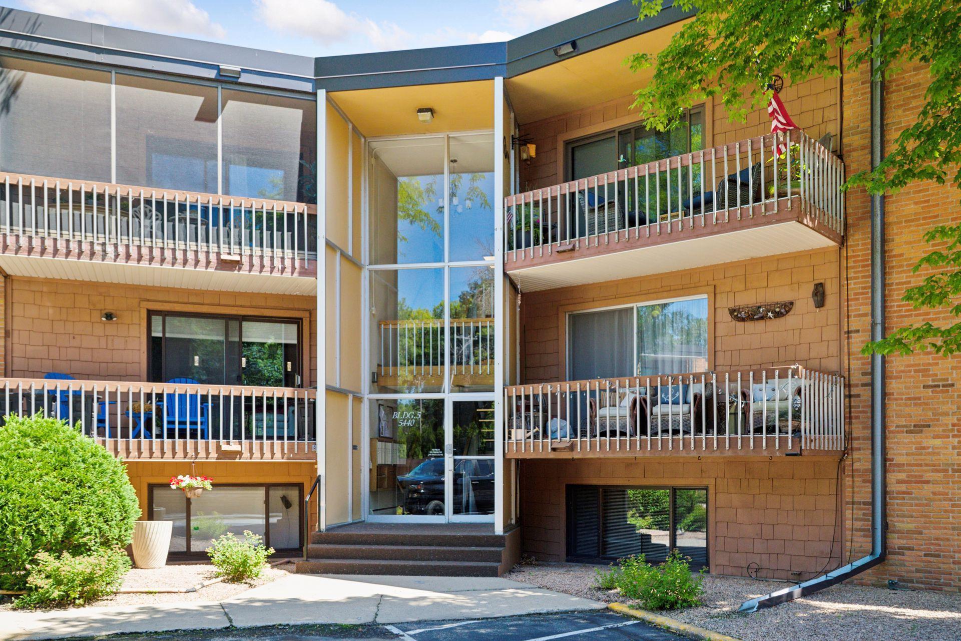 5440 Three Points Boulevard 531
