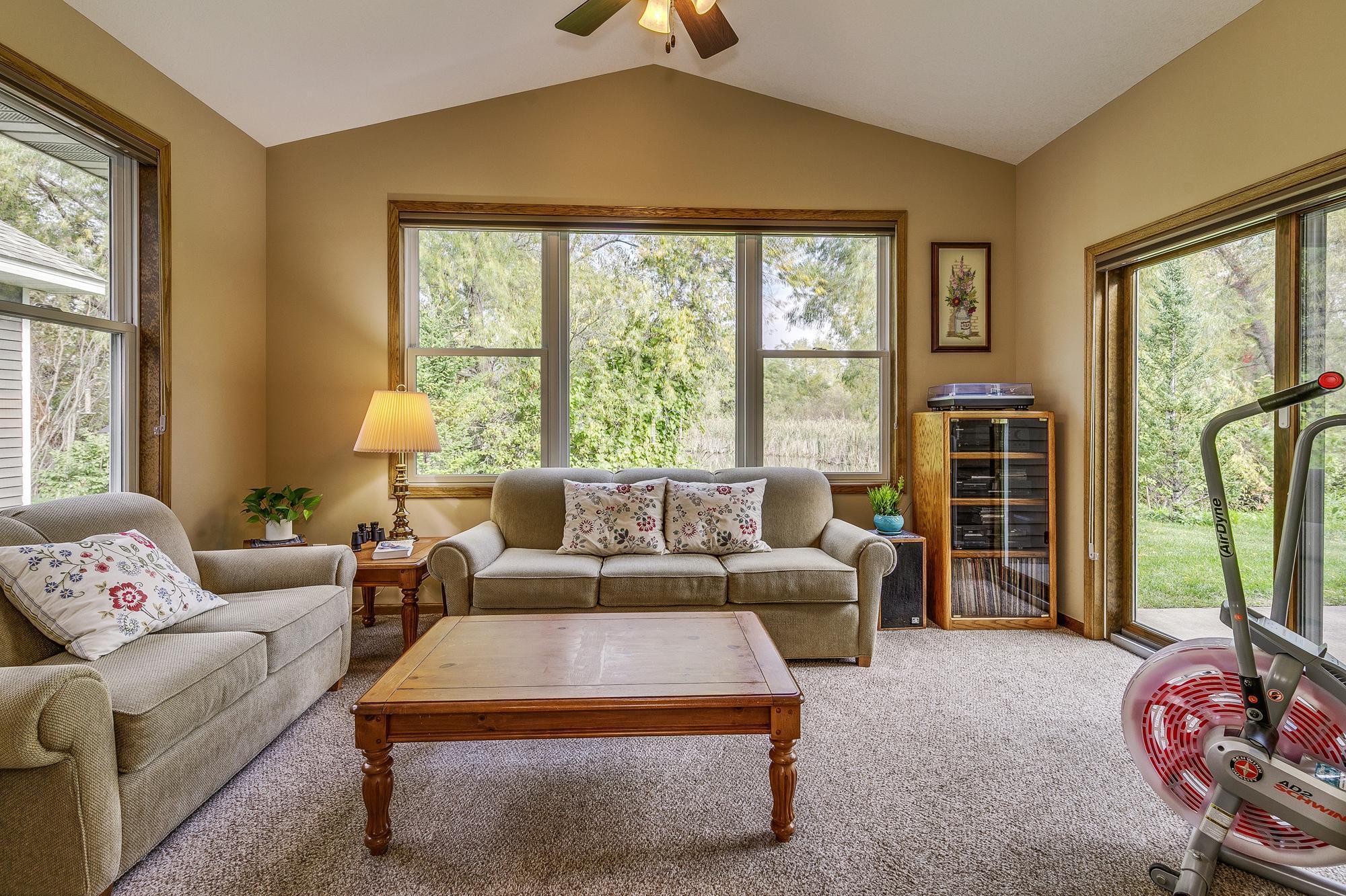 14879 Empress Avenue N