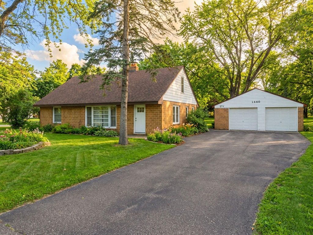 Photo of 1440 92nd Avenue N, Brooklyn Park, MN 55444 (MLS # 7003931)