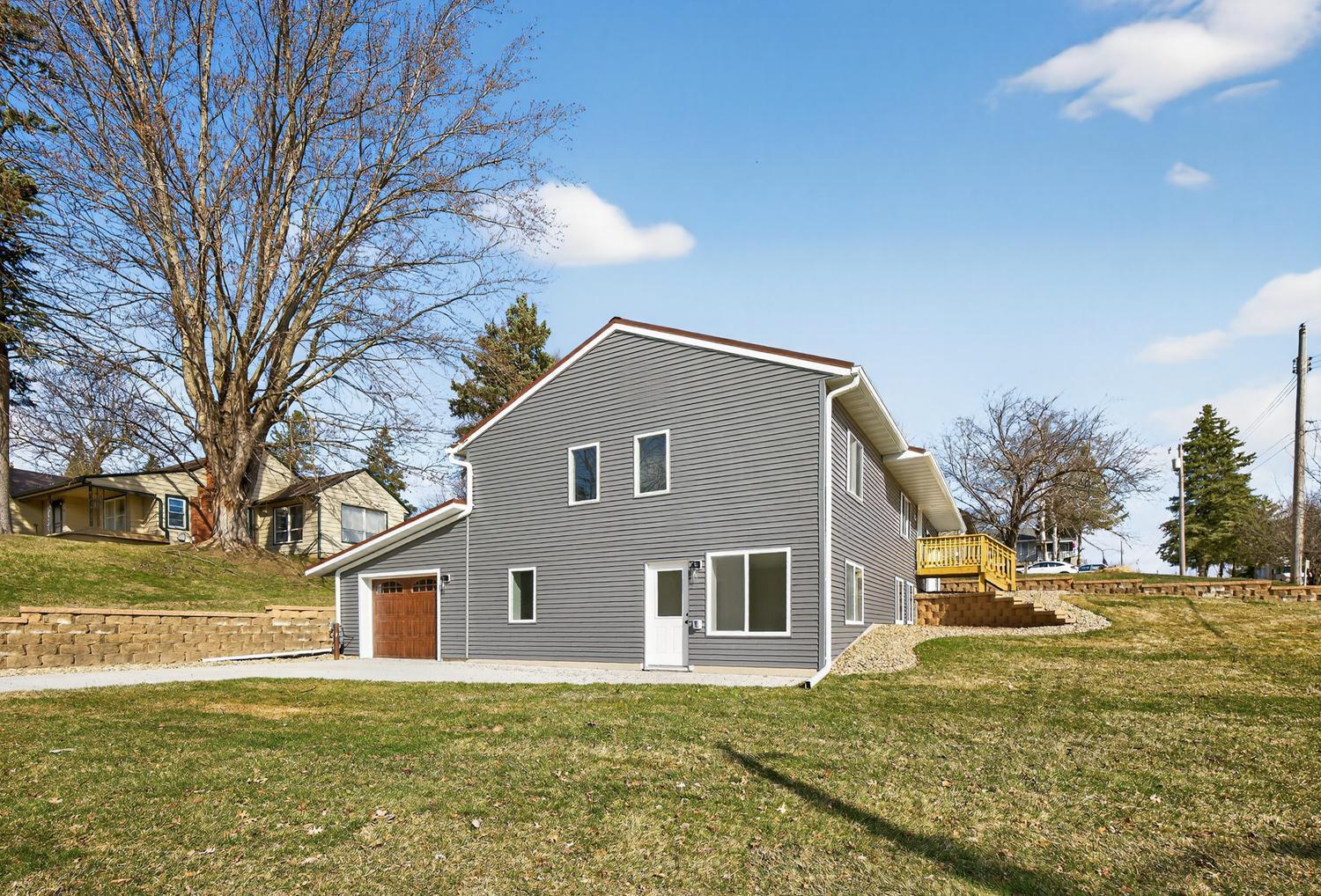 311 Highland Court SW