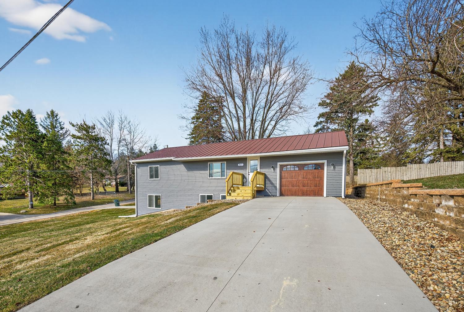 311 Highland Court SW