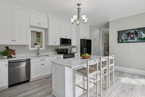 Photo of 917 Division Street S, Northfield, MN 55057 (MLS # 6775220)