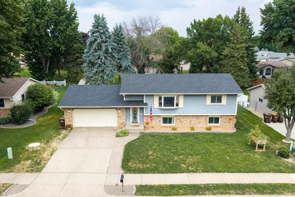 Photo of 1526 15th Street W, Hastings, MN 55033 (MLS # 7119460)
