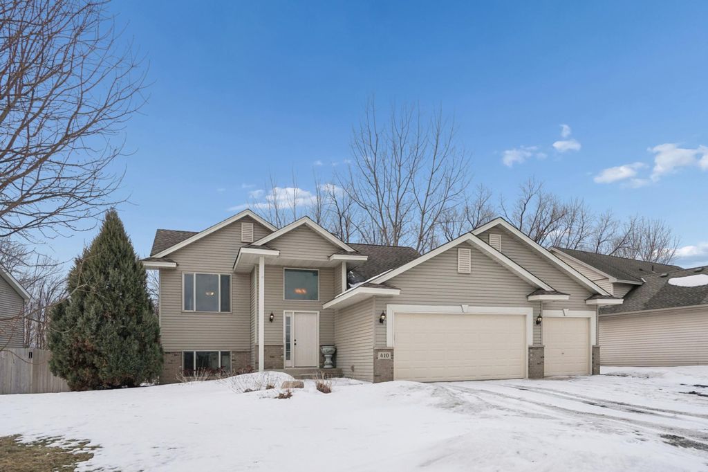Photo of 410 Bremen Pass, Waverly, MN 55390 (MLS # 7021396)