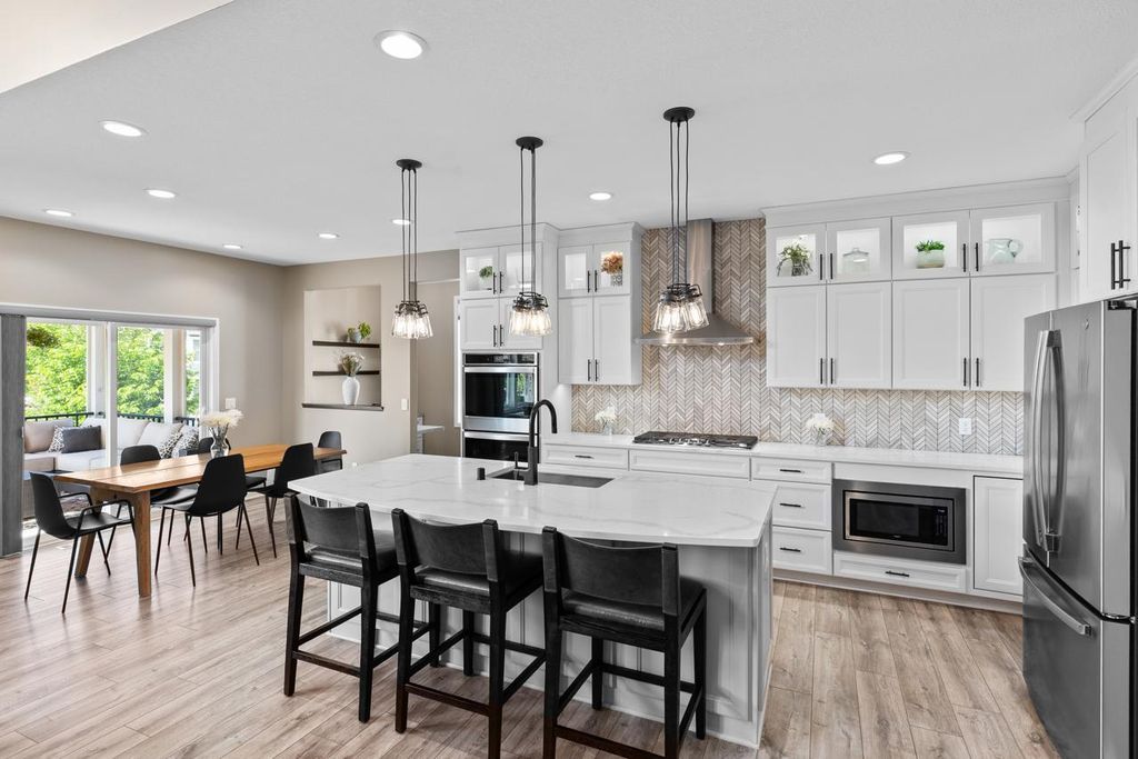 Photo of 16920 Reeder Ridge, Eden Prairie, MN 55347 (MLS # 7082445)