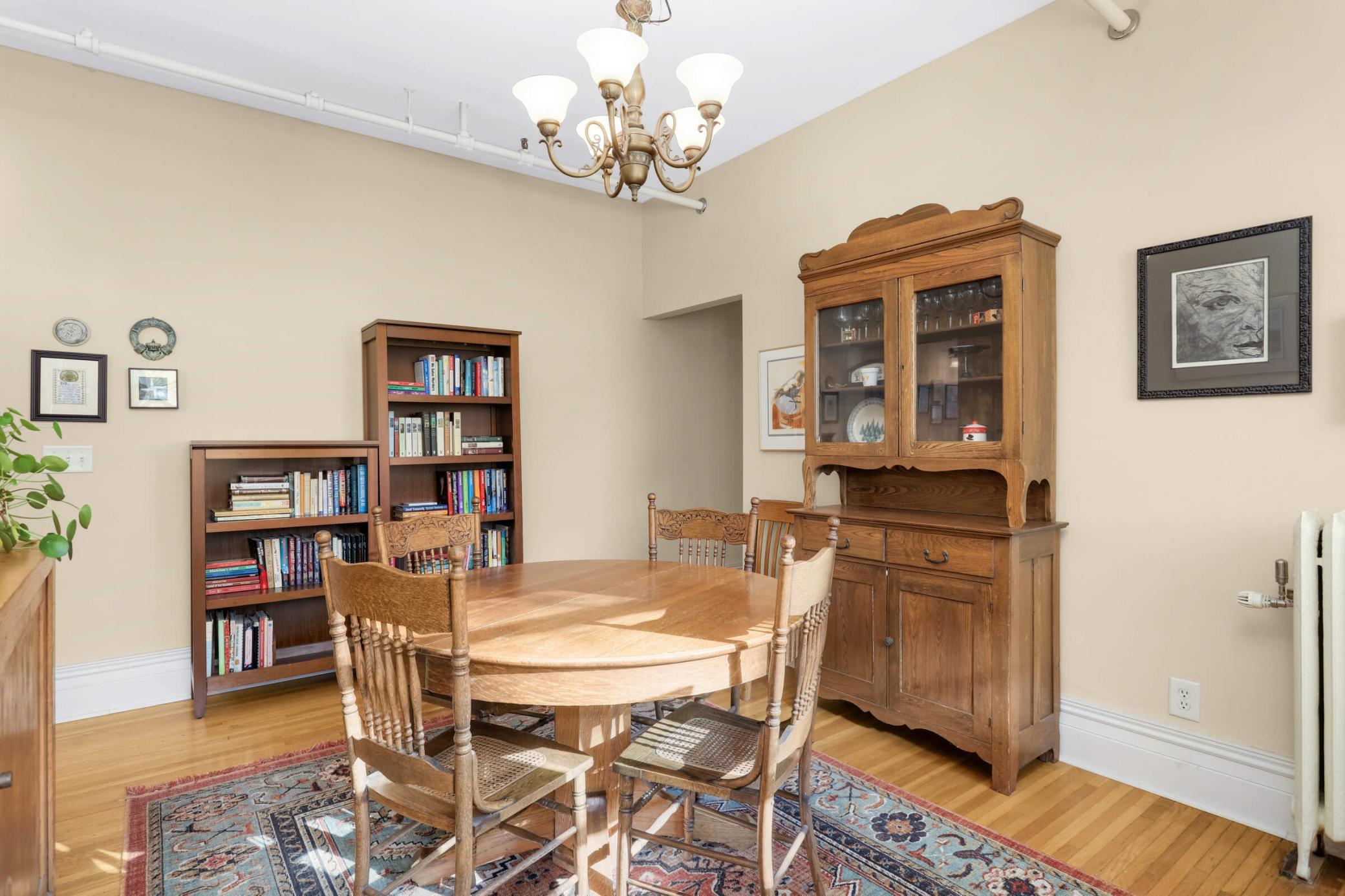 69 Milton Street N 3