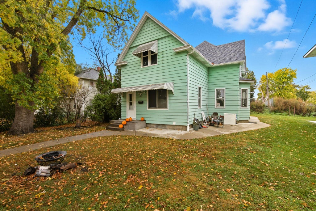 Photo of 1210 6th Avenue S, Saint Cloud, MN 56301 (MLS # 7127083)