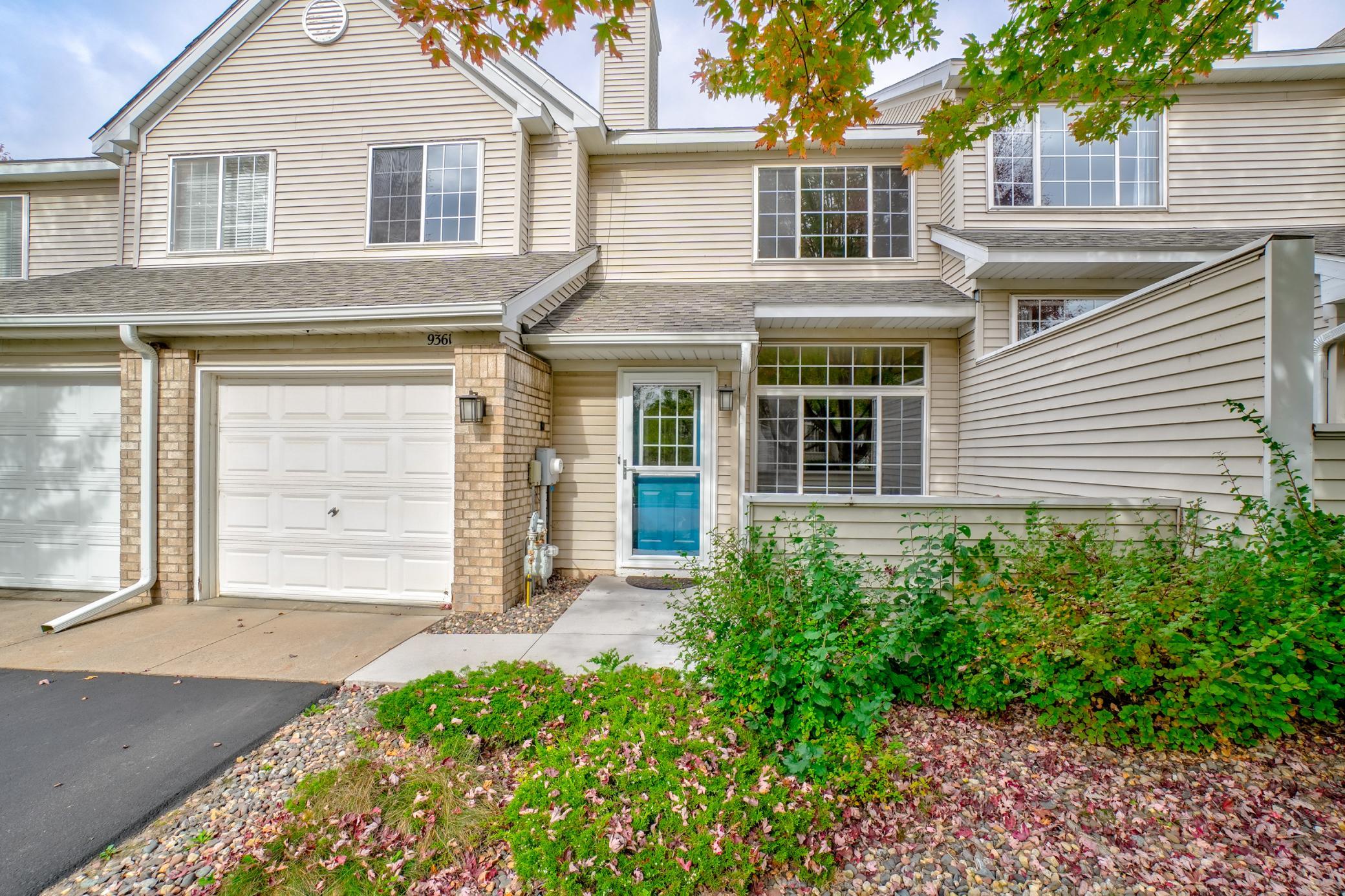 9361 Turnberry Alcove