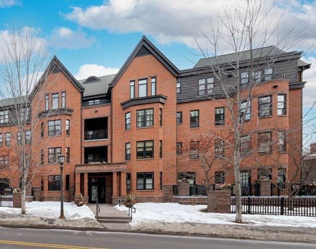 Photo of 80 Western Avenue N #105, Saint Paul, MN 55102 (MLS # 7000866)