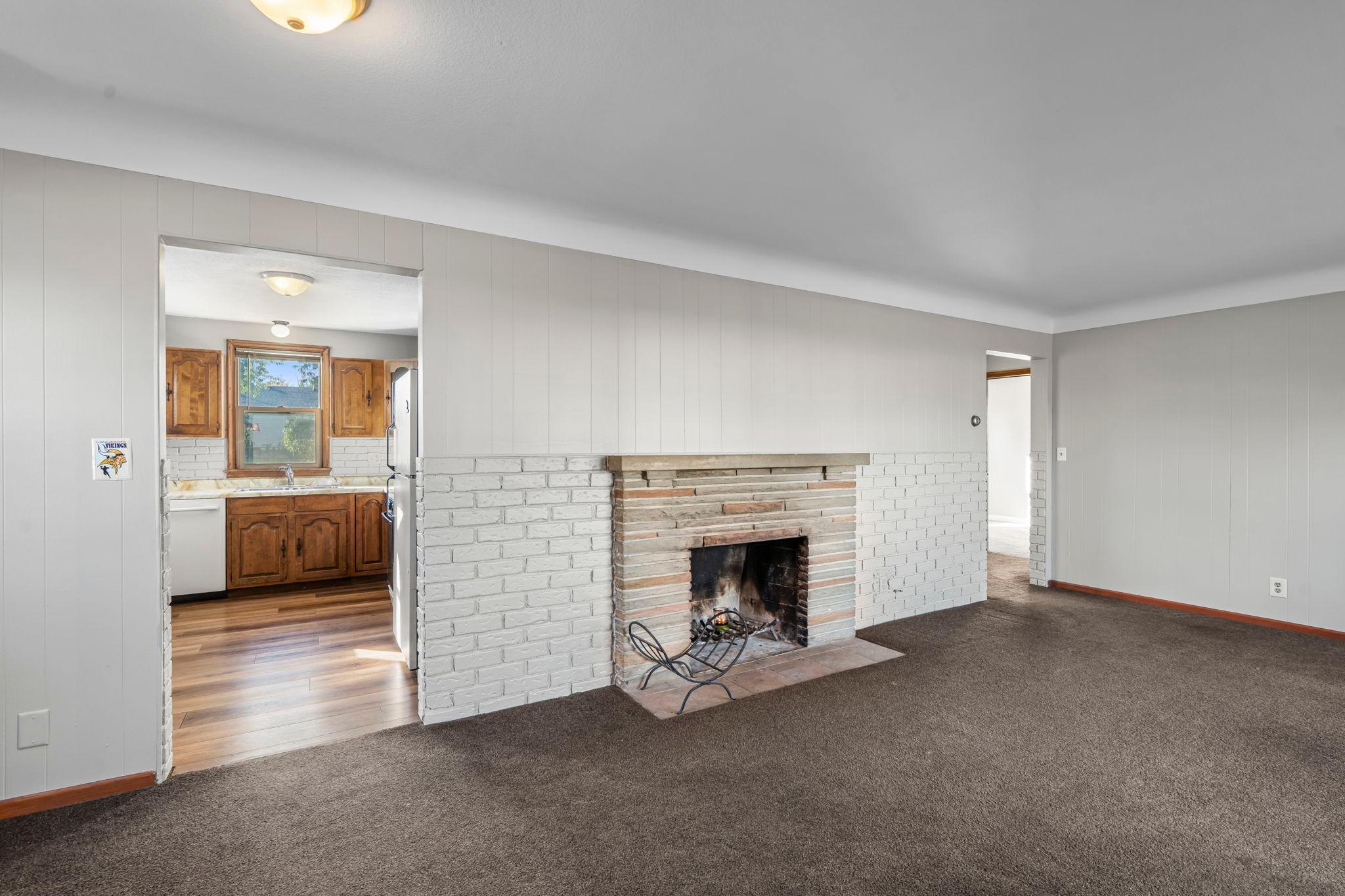 7544 Columbus Avenue